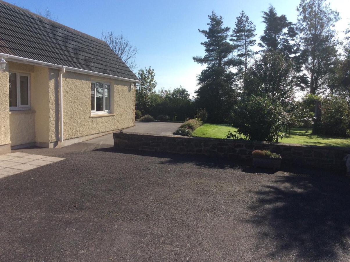 Pembrokeshire Fields Hotel Haverfordwest Exterior foto